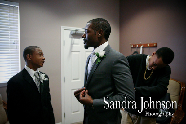 Best 310 Lakeside wedding photographer - Sandra Johnson (SJFoto.com)